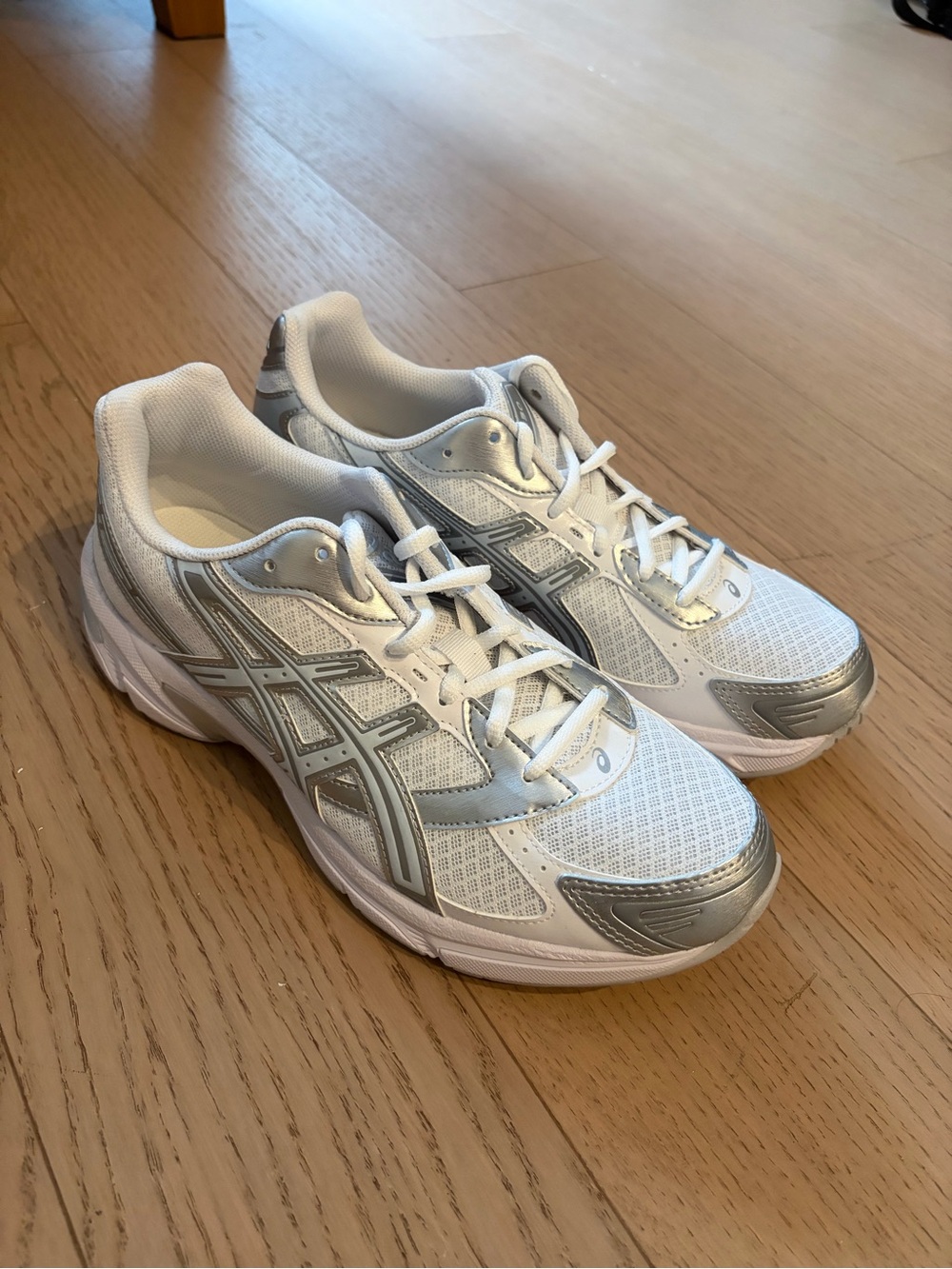 Asics White and Silver Women's Sneakers